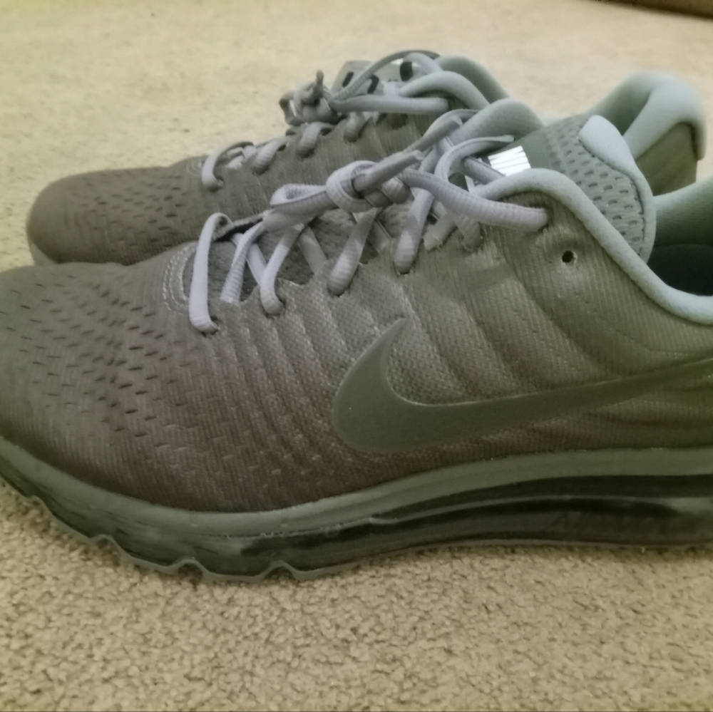 Mens Air max 2017 size 10.5